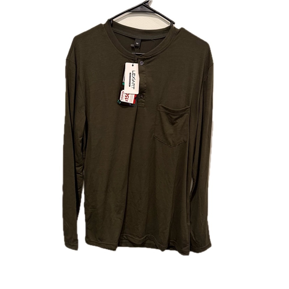 Lexiart Men's Dark Green Long Sleeve Henley With Pocket M NWT!